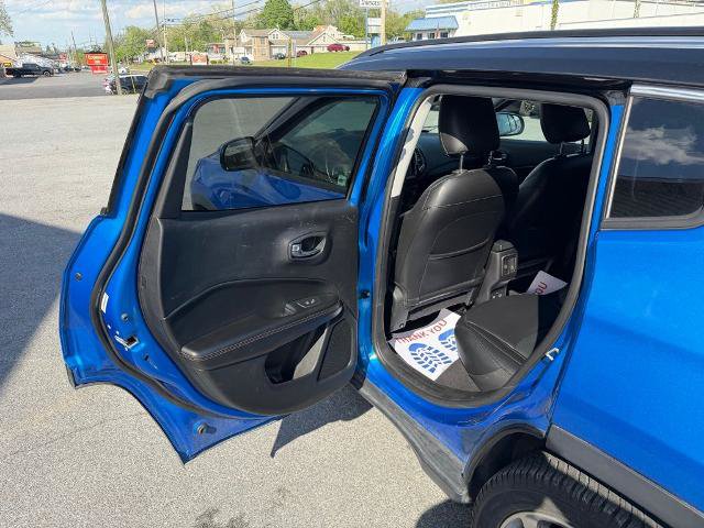Used 2019 Jeep Compass Limited AWD/4WD image 12