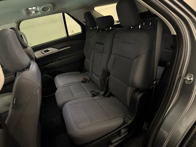 Certified 2025 Ford Explorer Active image 31