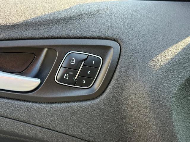 Certified 2019 Ford Escape Titanium FWD image 11