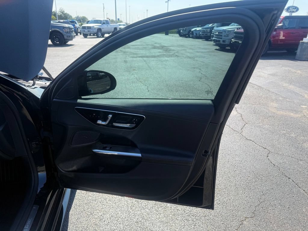 Used 2023 Mercedes-Benz C 300 4MATIC Sedan image 51