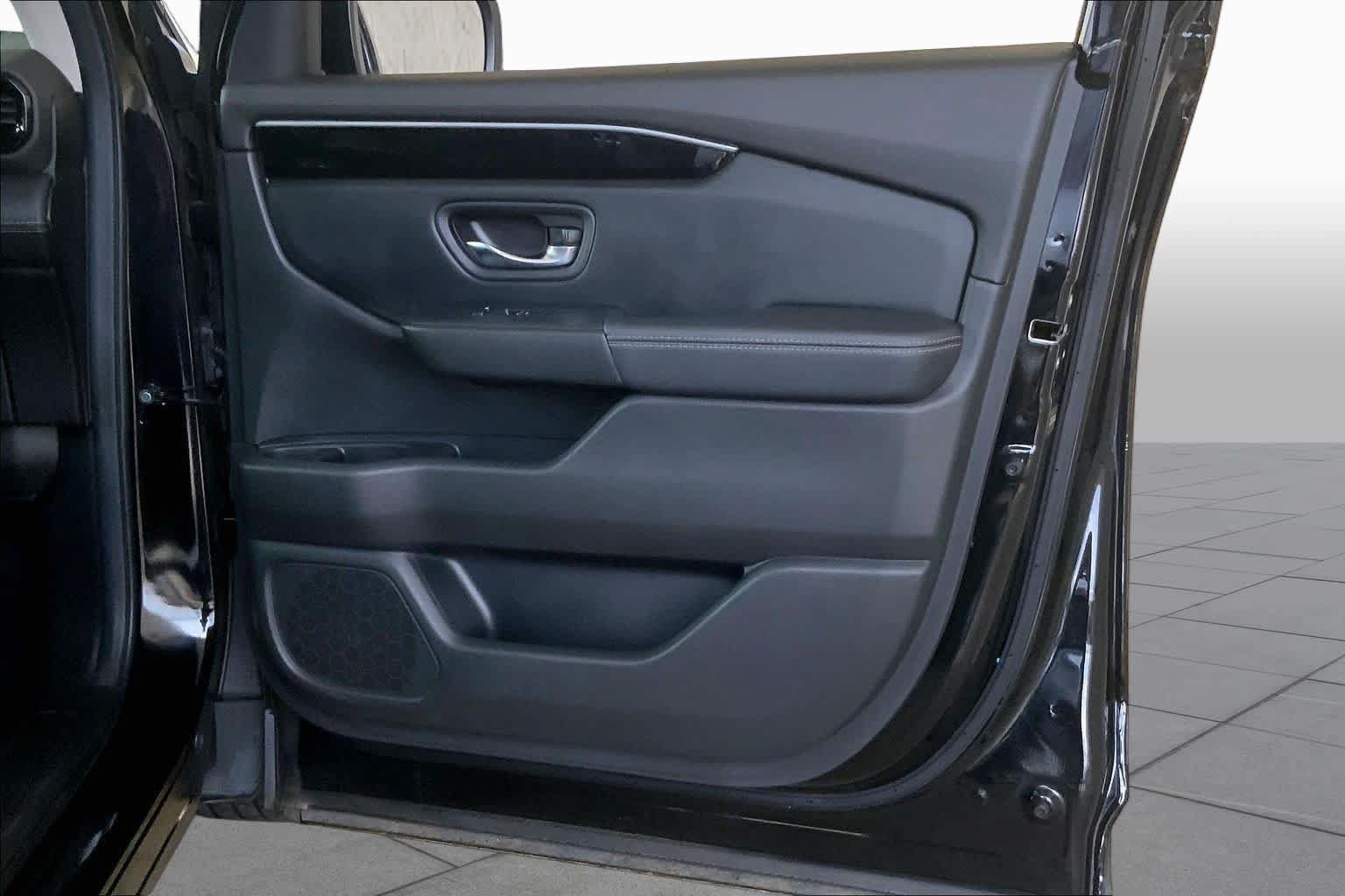 Used 2025 Honda Pilot EX-L image 22