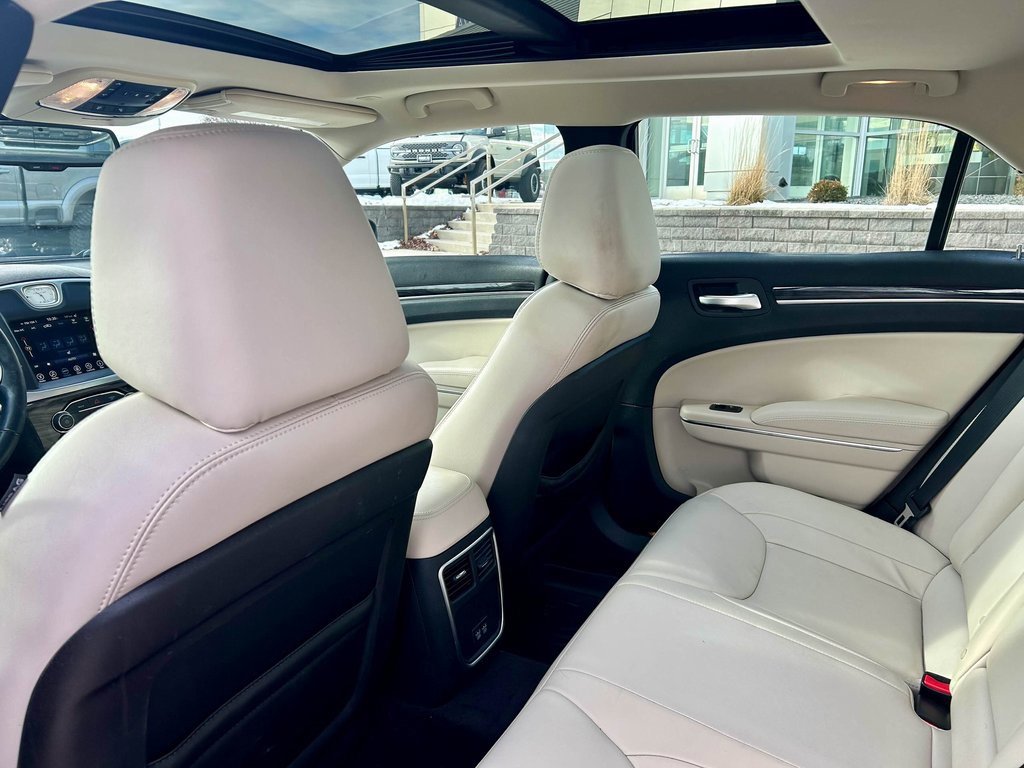 Used 2017 Chrysler 300 Limited w/ Value Package image 13