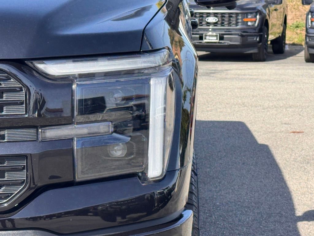 Certified 2025 Ford F150 Platinum w/ Equipment Group 702A High AWD/4WD image 8