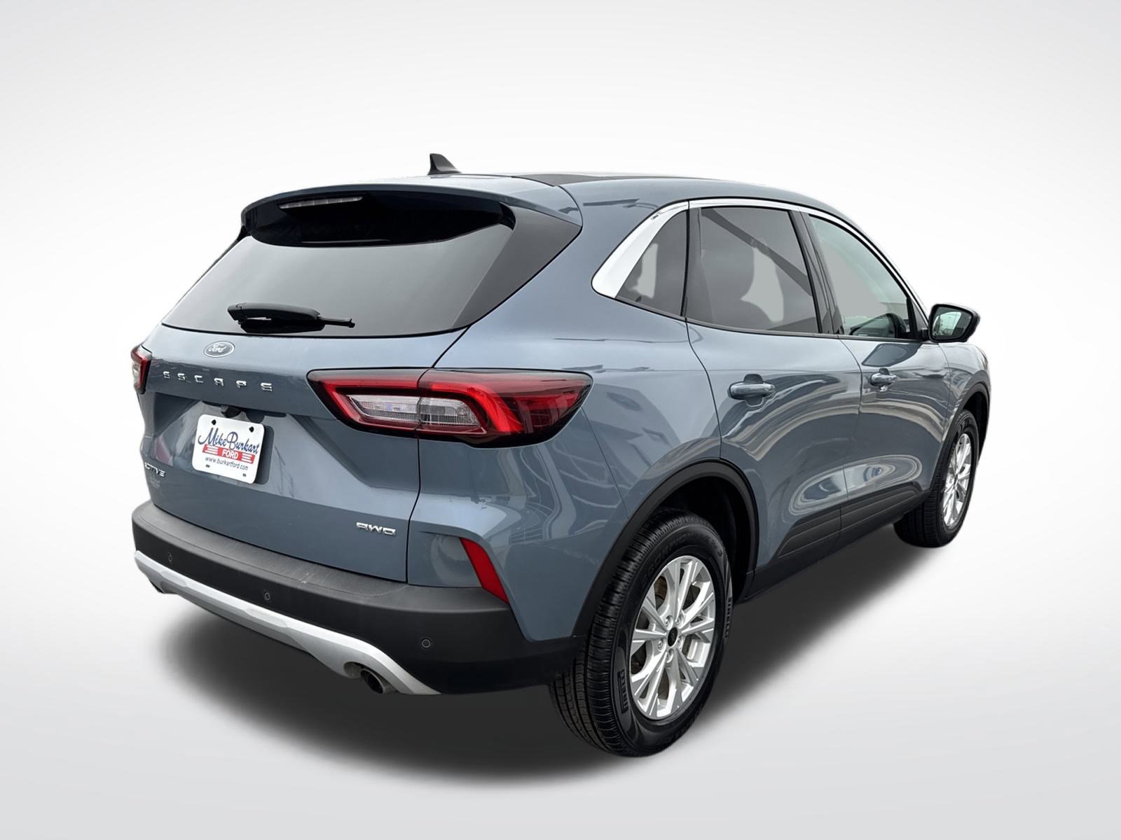 Certified 2023 Ford Escape Active w/ Tech Pack #2 image 4