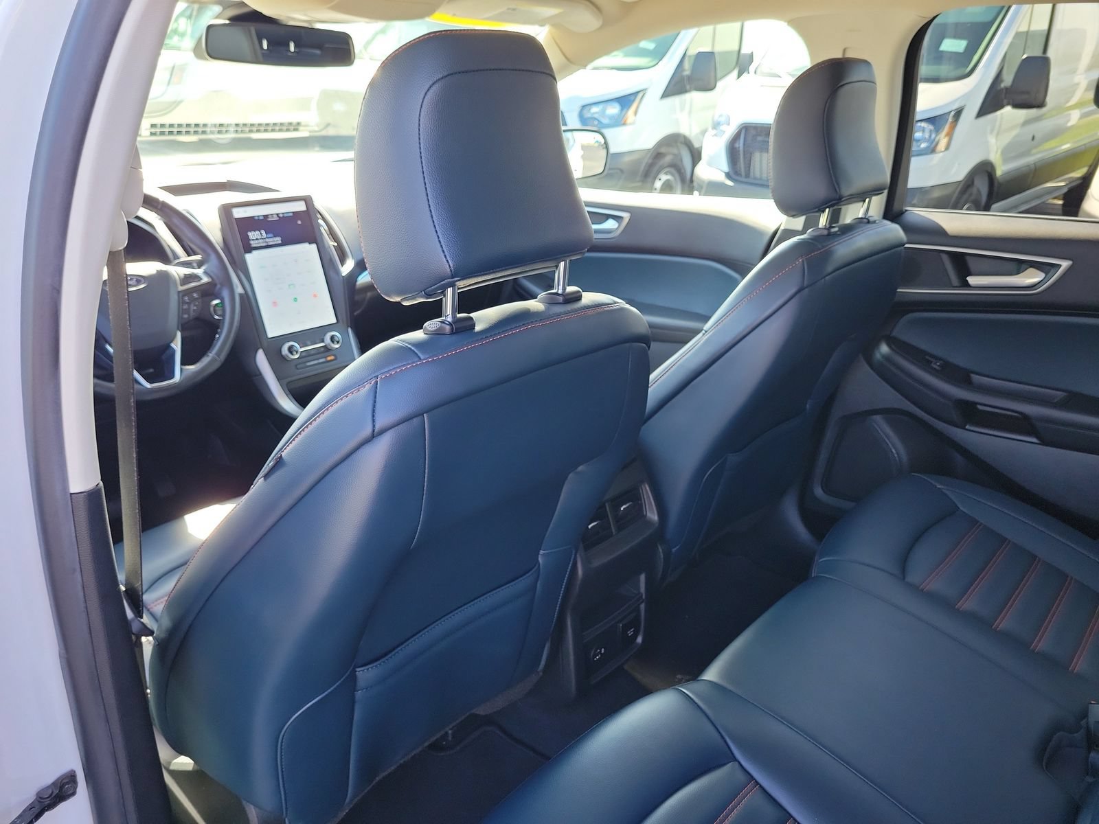 Certified 2022 Ford Edge SEL w/ Sport Appearance Package AWD/4WD image 11