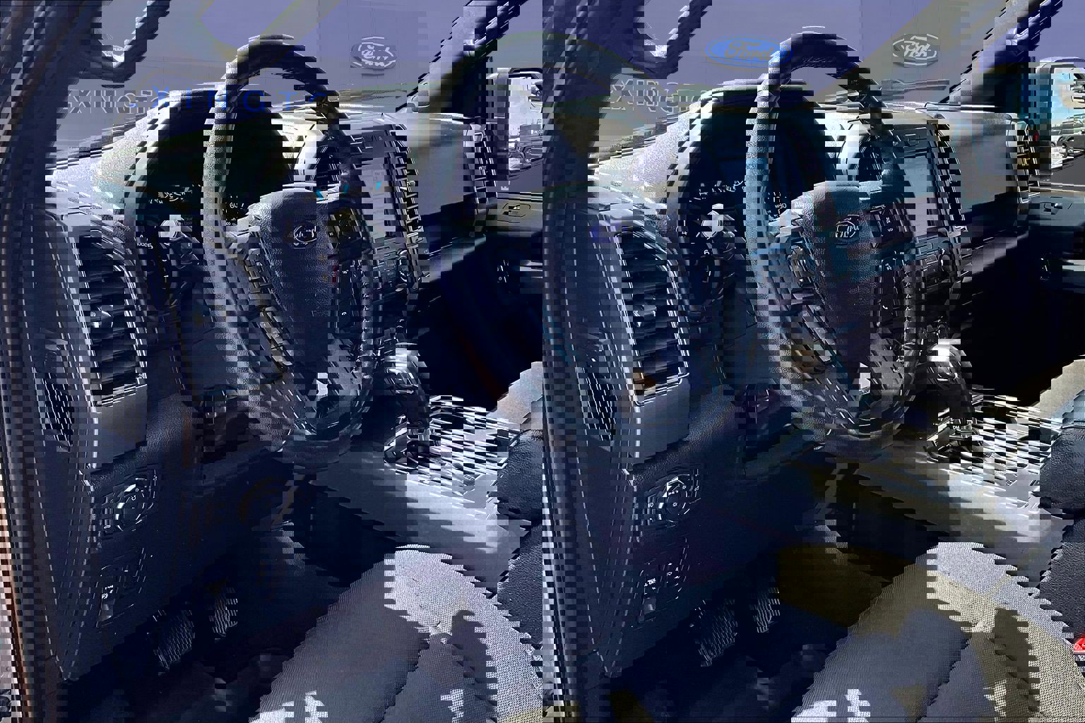 Certified 2019 Ford F150 XLT w/ Equipment Group 302A Luxury image 18