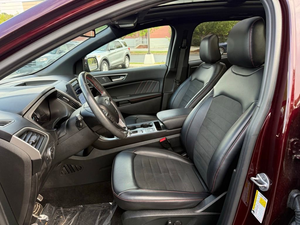 Certified 2022 Ford Edge ST-Line AWD/4WD image 11
