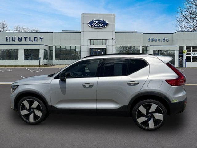 Used 2023 Volvo XC40 Recharge Ultimate AWD/4WD image 6