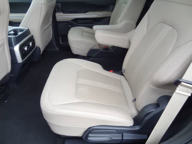 Certified 2024 Ford Expedition Limited RWD image 8