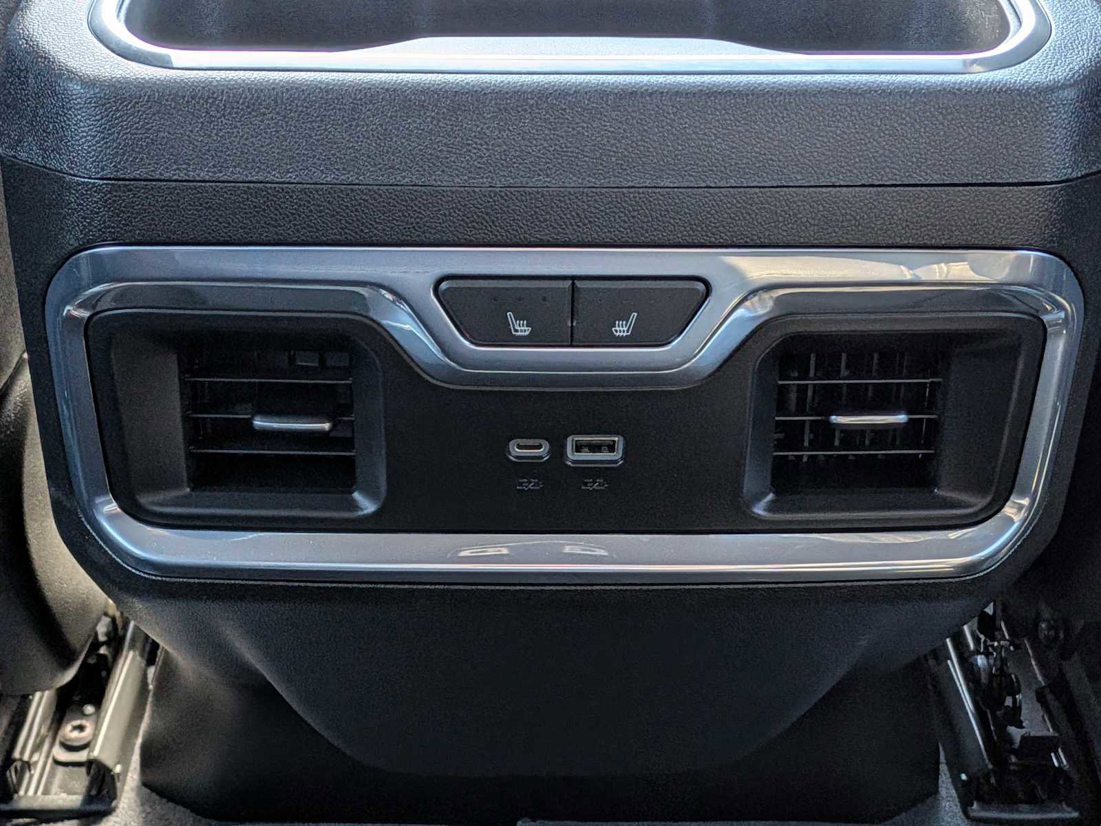 Used 2023 Chevrolet Silverado 1500 High Country w/ High Country Premium Package image 24