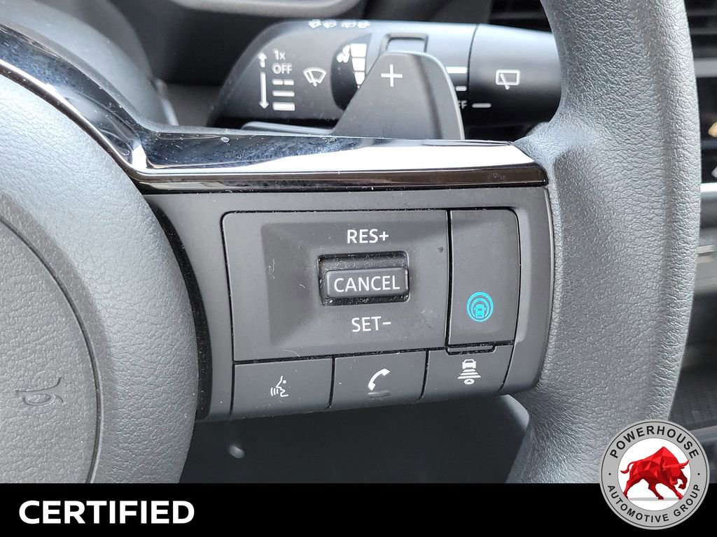 Used 2023 Nissan Rogue SV FWD image 29