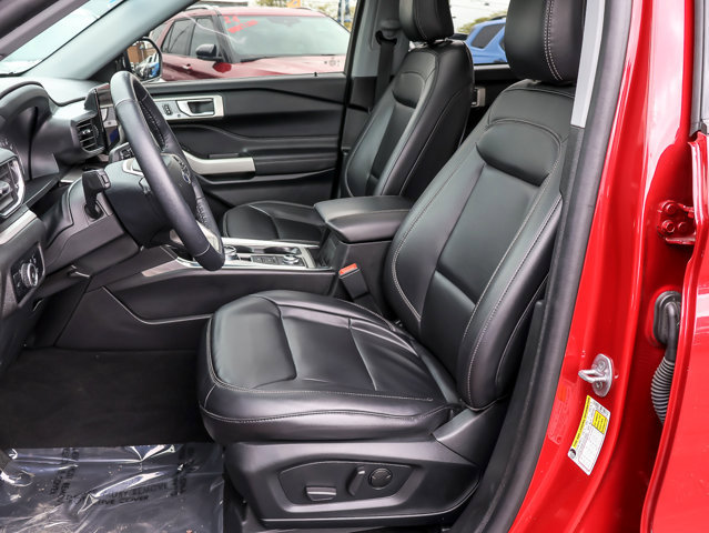 Certified 2023 Ford Explorer XLT w/ Equipment Group 202A AWD/4WD image 10
