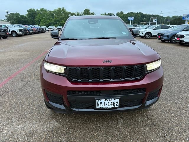 Used 2025 Jeep Grand Cherokee L Altitude RWD image 2