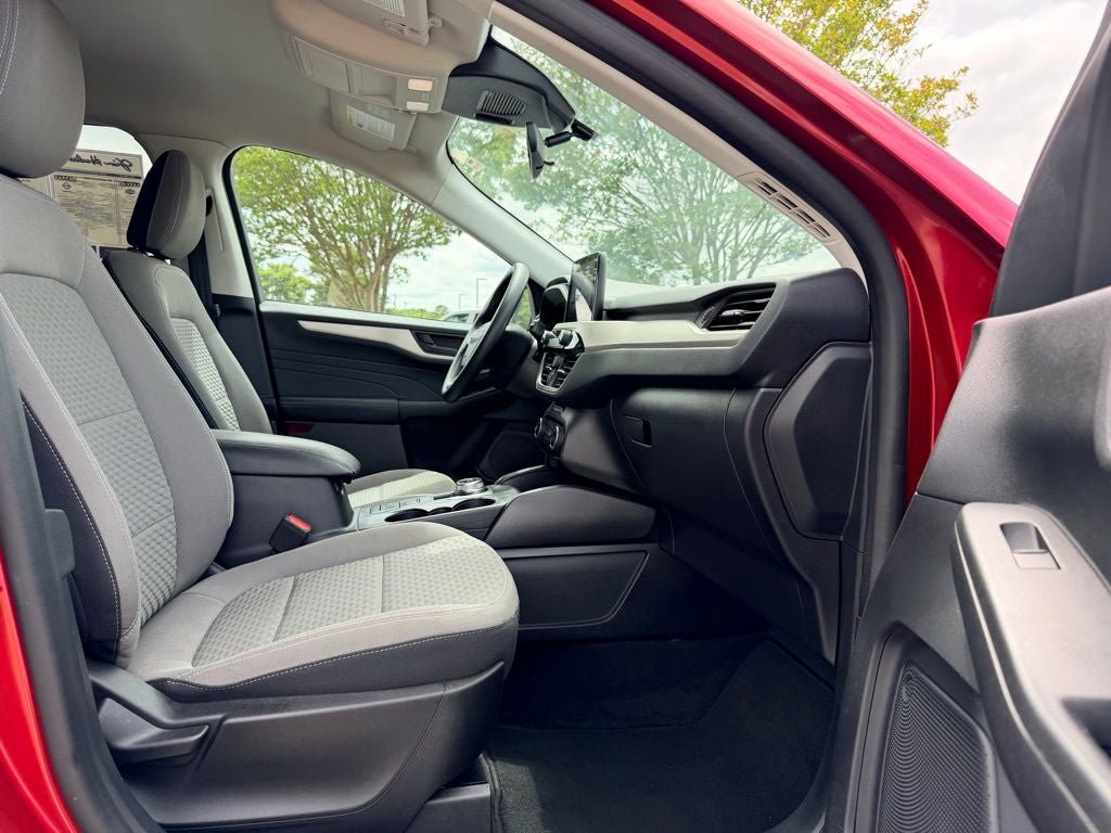 Certified 2022 Ford Escape SE FWD image 11