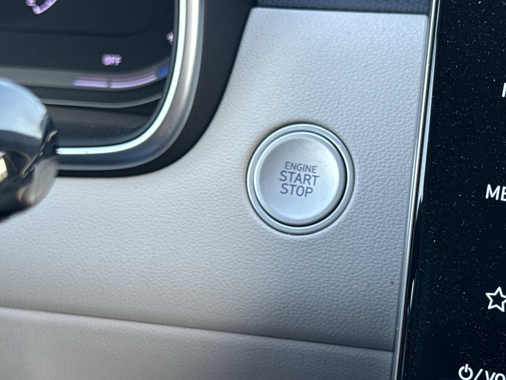 Used 2023 Hyundai Tucson Blue image 16