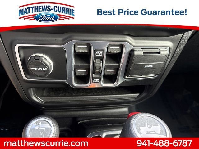 Used 2020 Jeep Wrangler Unlimited Sahara image 20