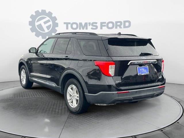 Certified 2022 Ford Explorer XLT w/ Equipment Group 202A AWD/4WD image 4