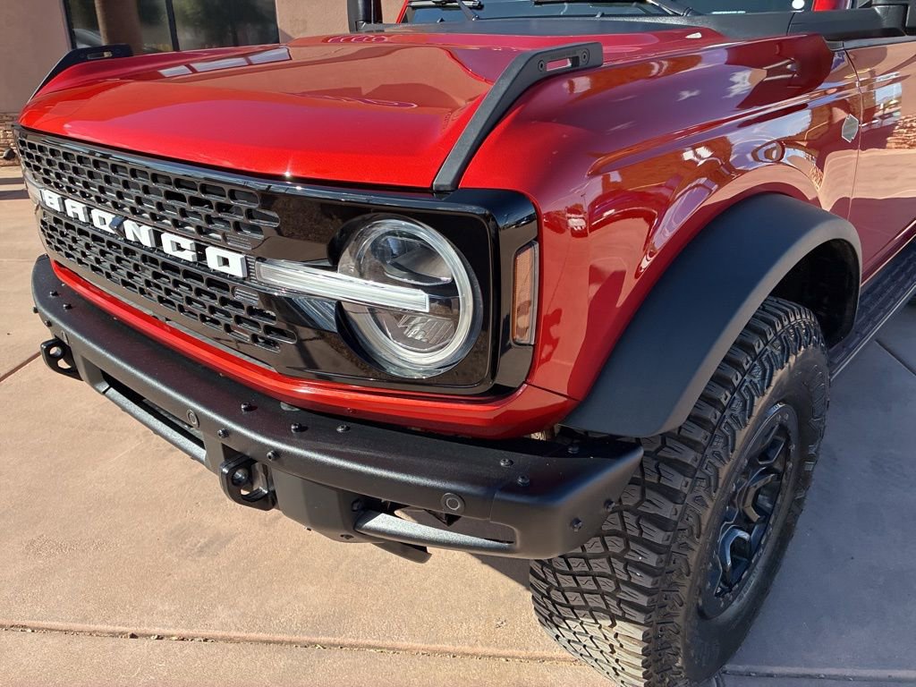 Certified 2024 Ford Bronco Wildtrak AWD/4WD image 3
