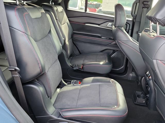Certified 2025 Ford Explorer ST AWD/4WD image 29