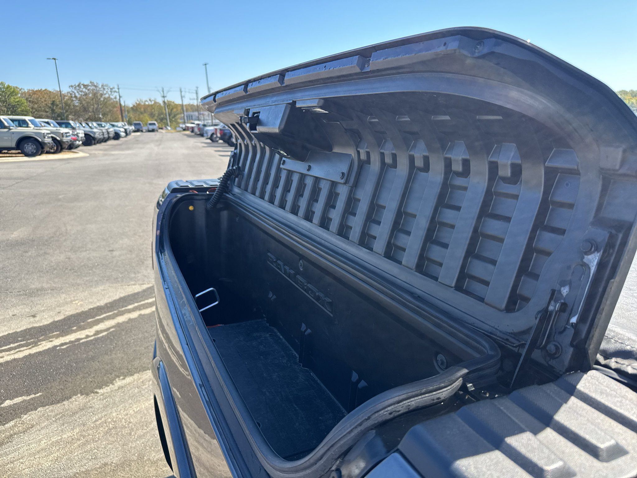 Used 2021 RAM 1500 Limited AWD/4WD image 19
