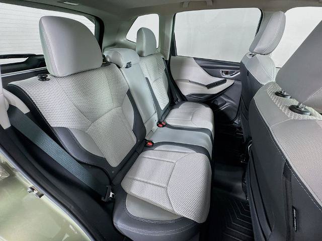 Used 2021 Subaru Forester Premium AWD/4WD image 28