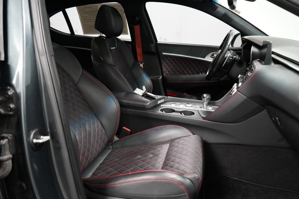 Used 2023 Genesis G70 3.3T w/ Sport Prestige Package AWD/4WD image 30