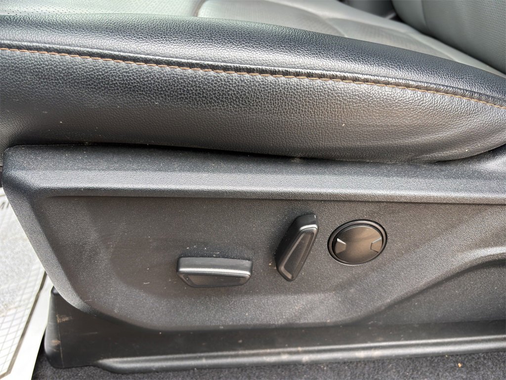 Certified 2025 Ford F150 Lariat w/ Equipment Group 501A Mid image 49