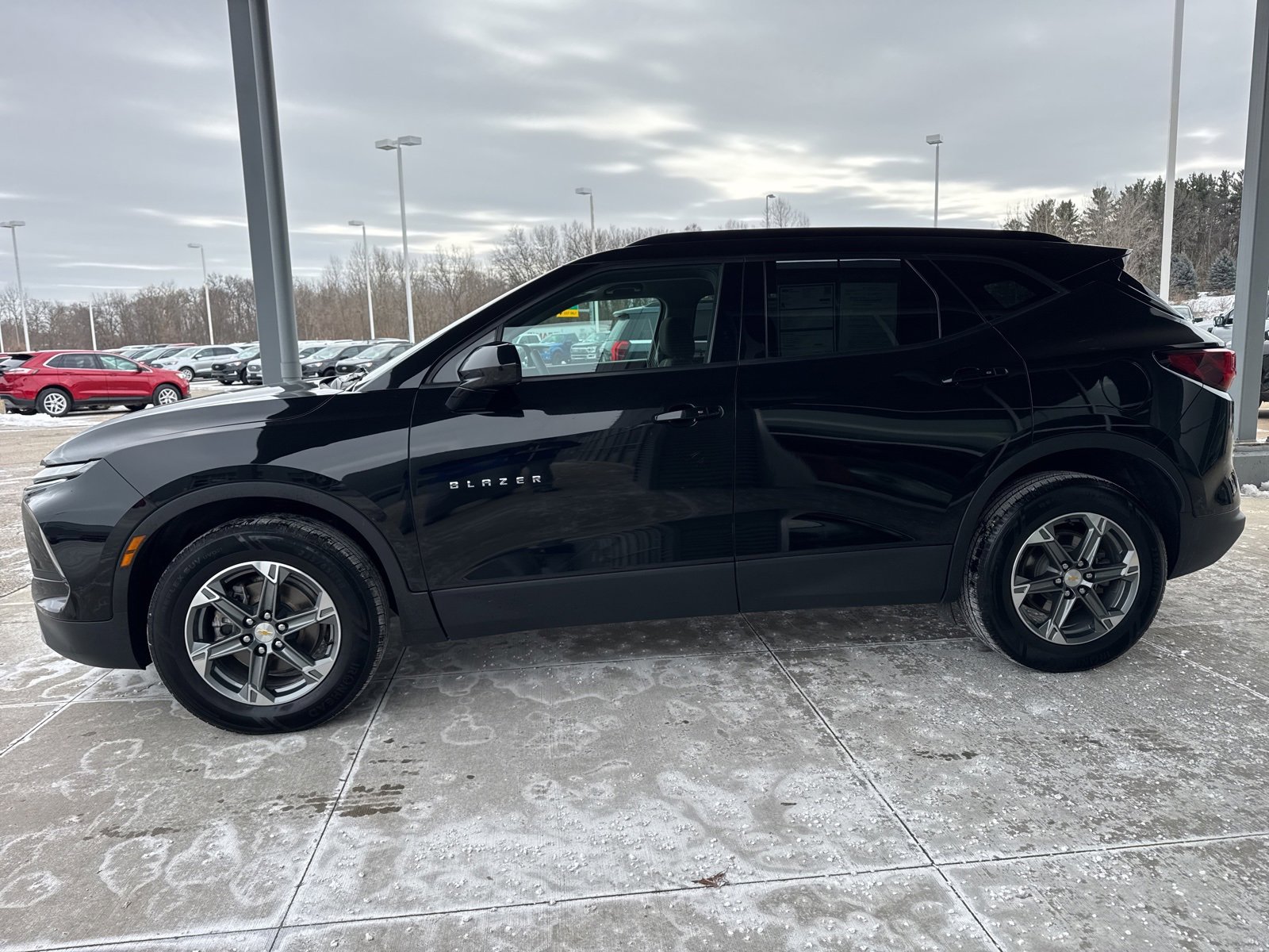 Used 2023 Chevrolet Blazer LT w/ Convenience Package image 4