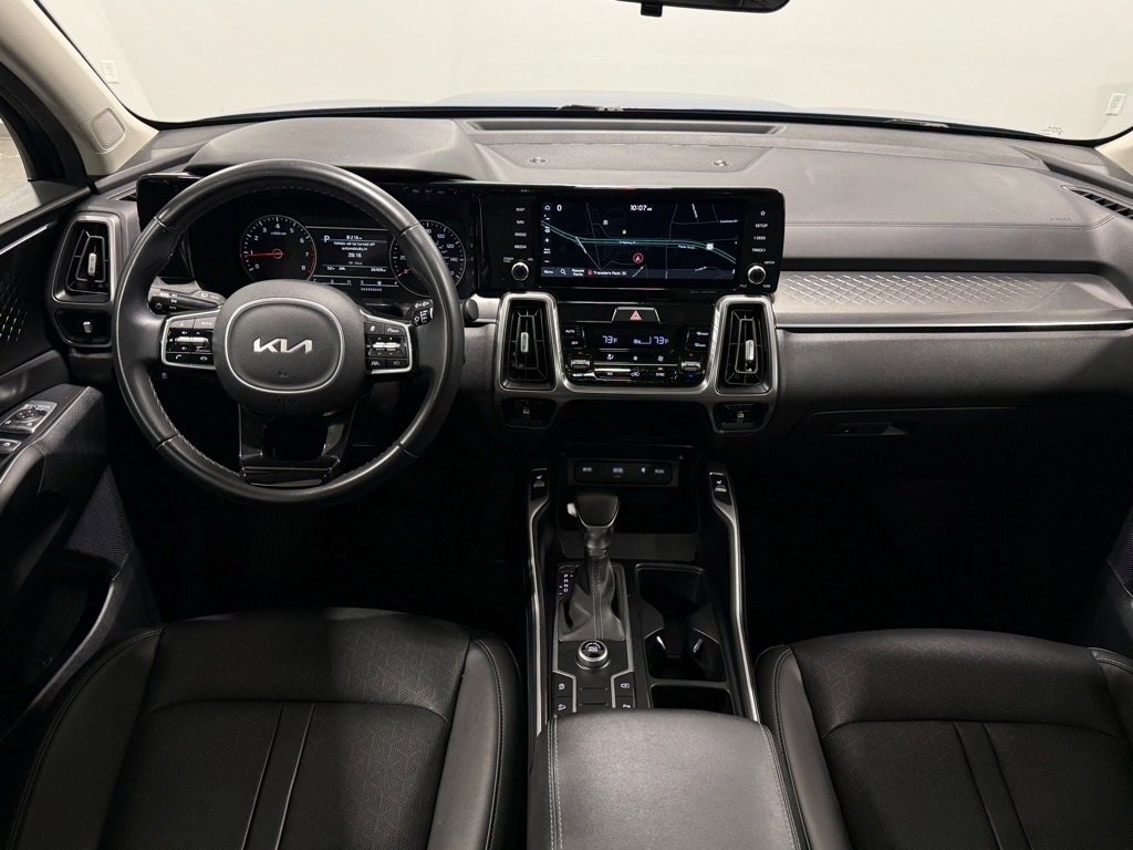 Used 2023 Kia Sorento S w/ Panoramic Sunroof Package image 12