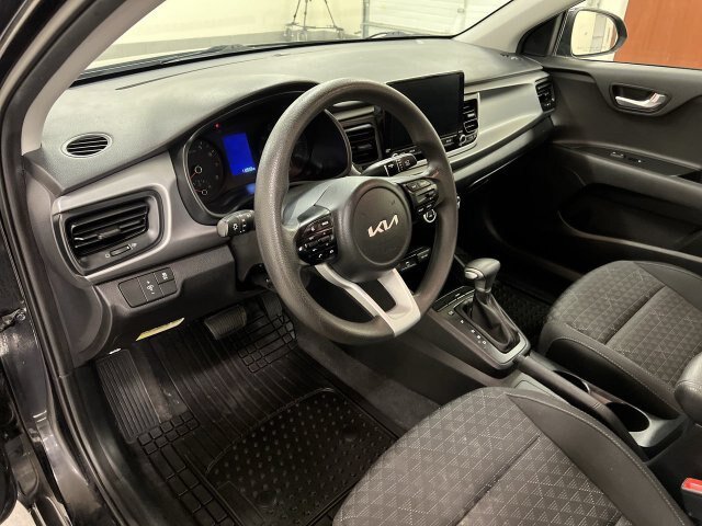 Used 2023 Kia Rio S FWD image 11