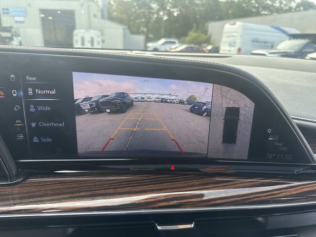 Used 2021 Cadillac Escalade Premium Luxury image 25