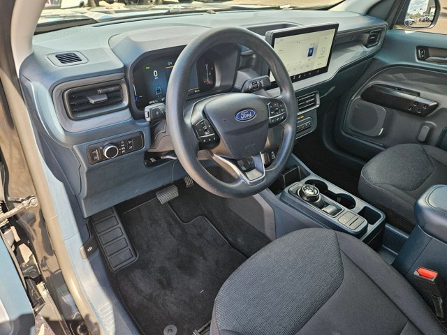 Certified 2025 Ford Maverick XL image 10