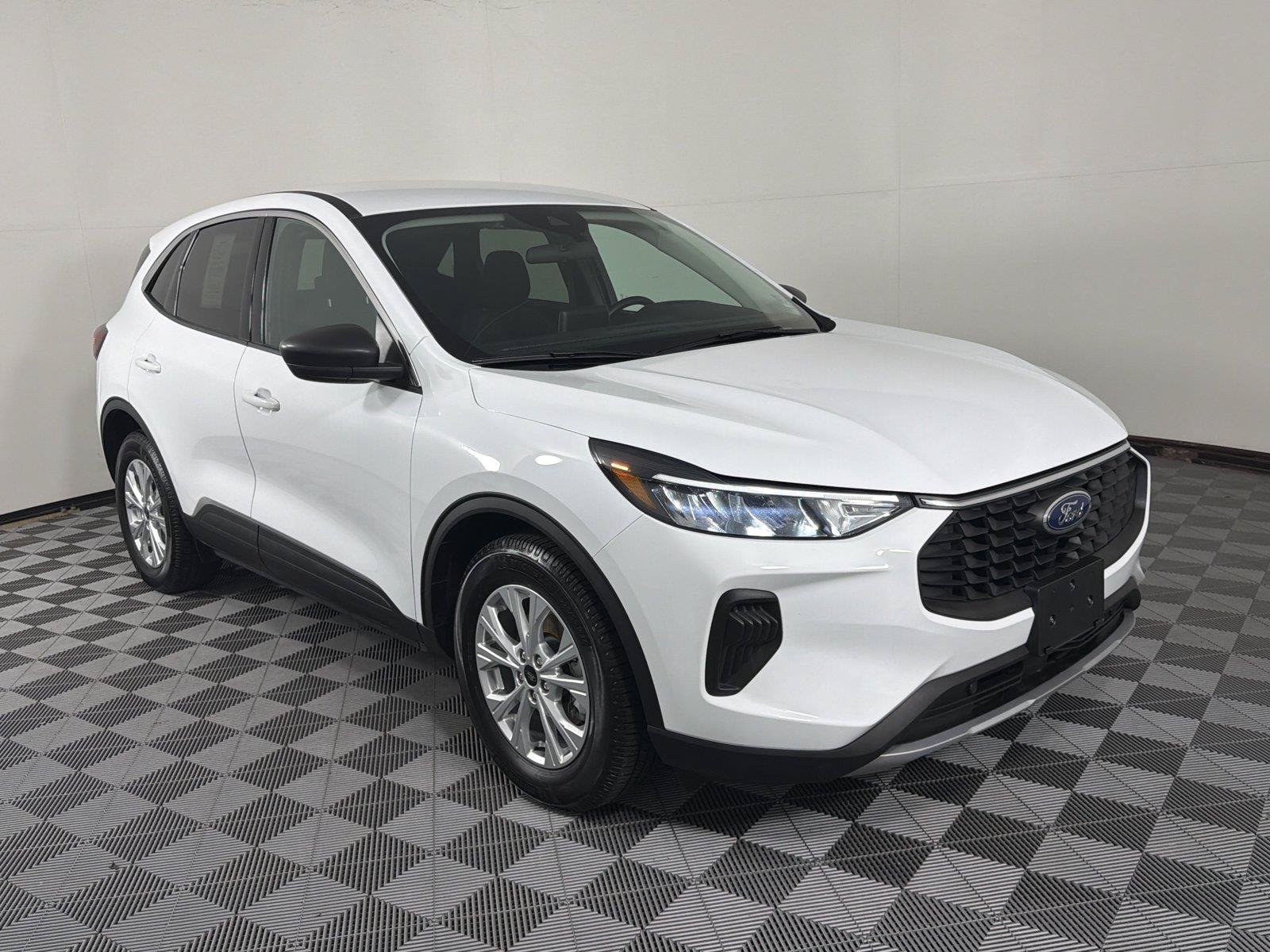 Certified 2023 Ford Escape Active FWD image 1