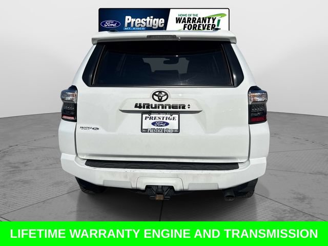 Used 2023 Toyota 4Runner SR5 Premium w/ Moonroof Package RWD image 5