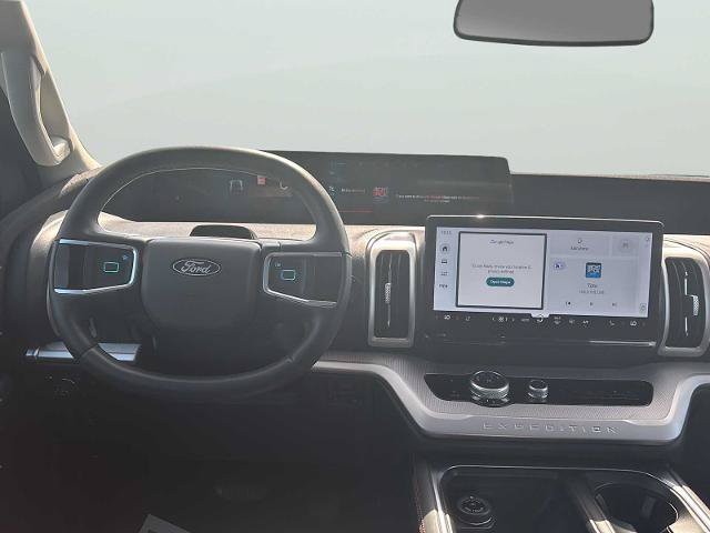Certified 2025 Ford Expedition Active AWD/4WD image 35