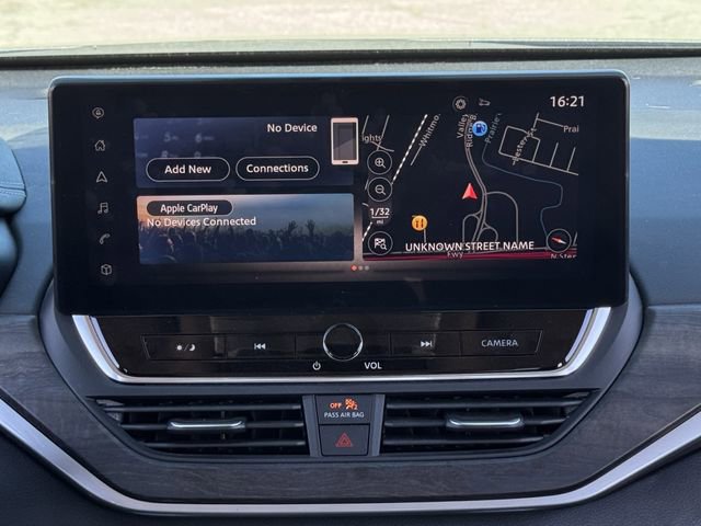 Used 2024 Nissan Altima 2.5 SL FWD image 15