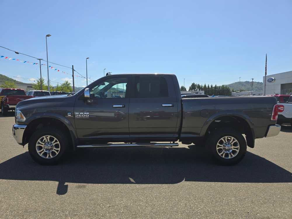 Used 2017 RAM 2500 Laramie AWD/4WD image 2