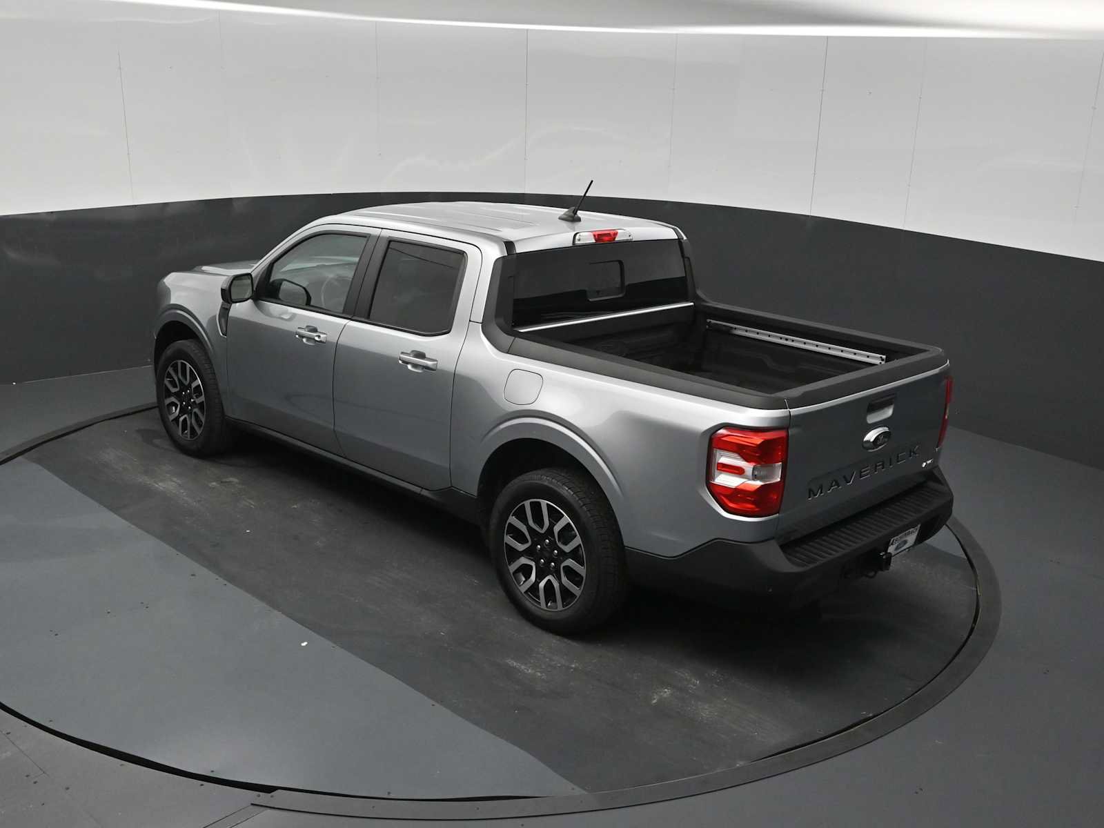 Certified 2024 Ford Maverick Lariat AWD/4WD image 31