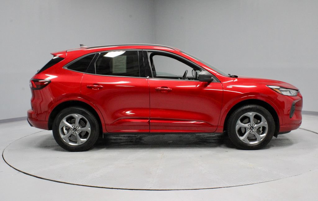Certified 2024 Ford Escape ST-Line w/ Tech Pack #1 AWD/4WD image 12