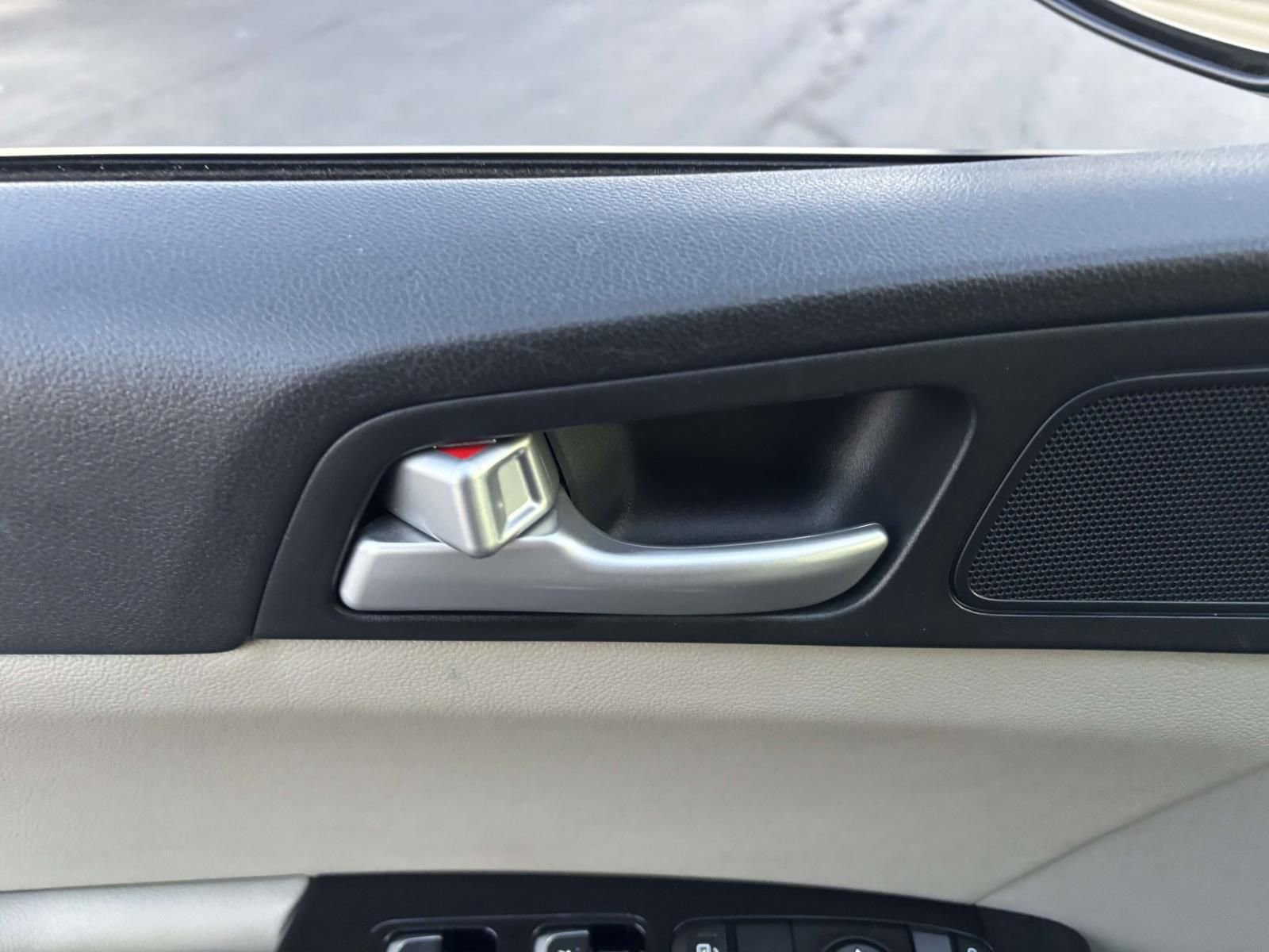 Used 2021 Kia Sportage EX image 14