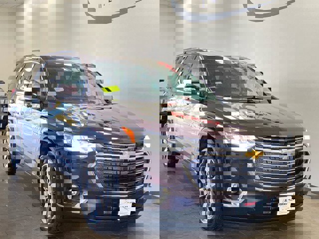 Used 2021 Chevrolet Traverse LT w/ LT Premium Package image 6