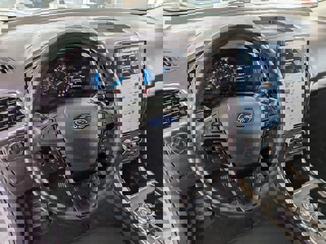 Certified 2022 Ford Edge SE w/ Black Appearance Package image 14