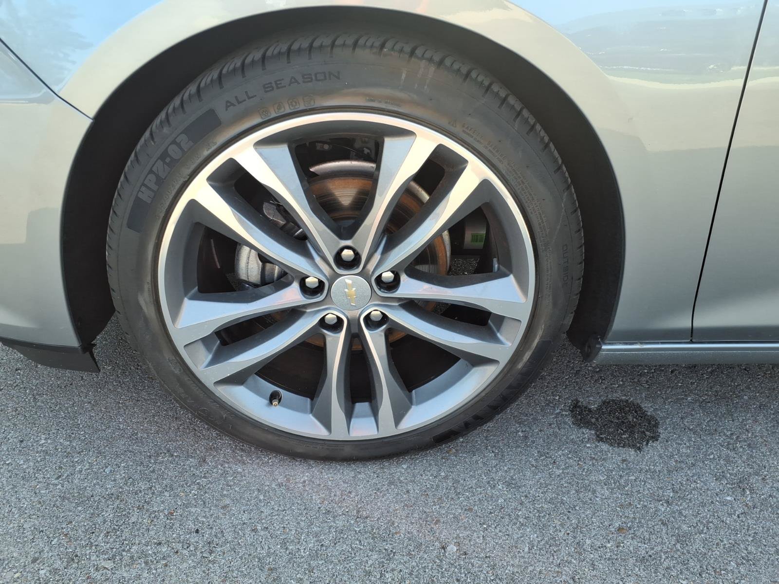 Used 2024 Chevrolet Malibu LT FWD image 9