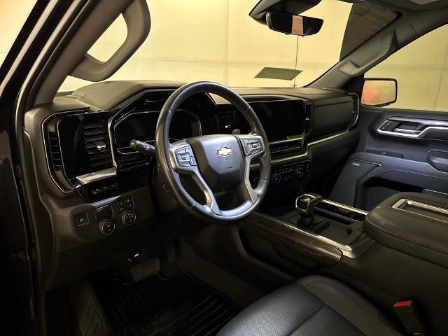Used 2022 Chevrolet Silverado 1500 LTZ w/ LTZ Premium Package image 9