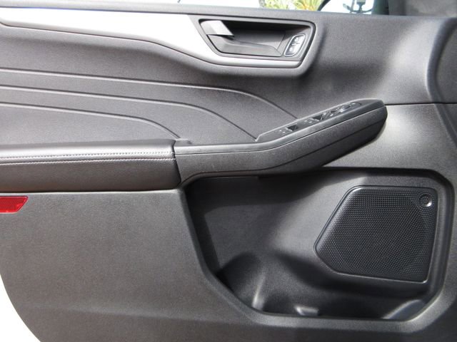 Certified 2025 Ford Escape Active w/ Tech Pack #1 FWD image 9