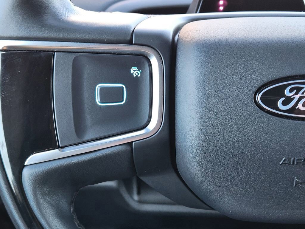 Certified 2025 Ford Expedition Tremor image 26