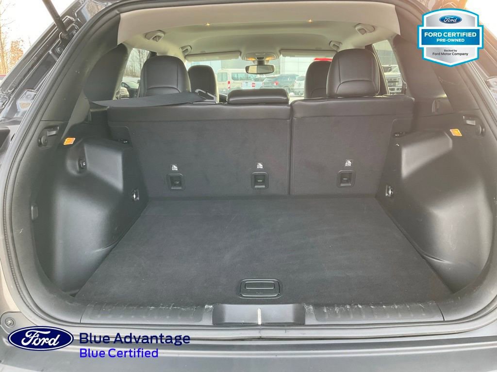 Used 2019 Jeep Cherokee Trailhawk w/ Cold Weather Group image 28