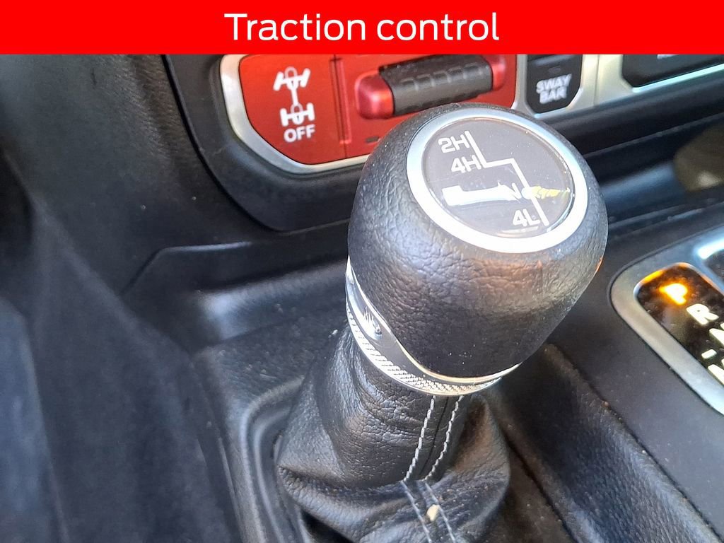 Used 2025 Jeep Wrangler Unlimited Rubicon w/ Safety Group AWD/4WD image 25