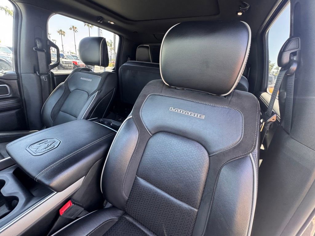 Used 2022 RAM 1500 Laramie AWD/4WD image 19