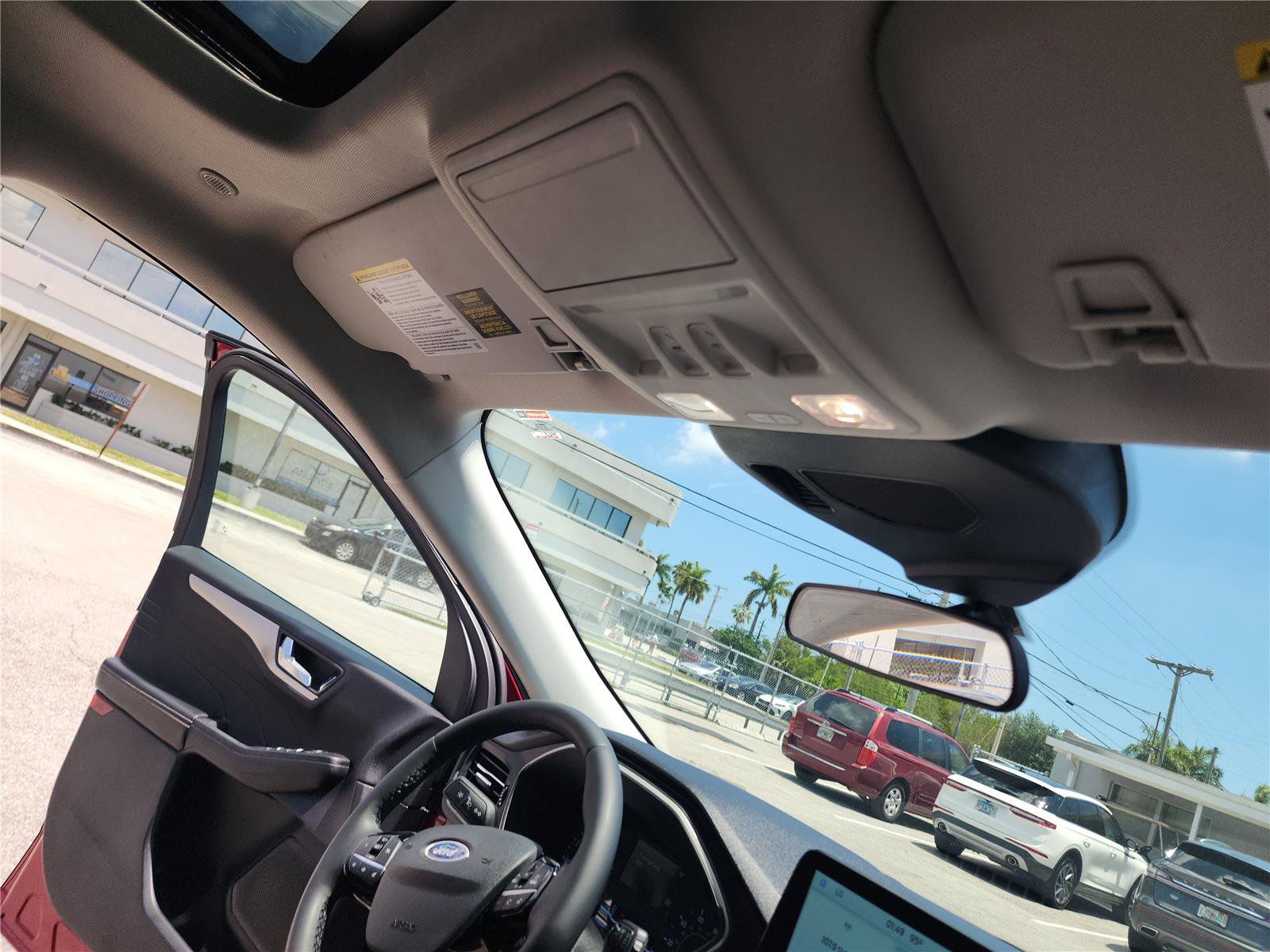 Certified 2022 Ford Escape SEL FWD image 31